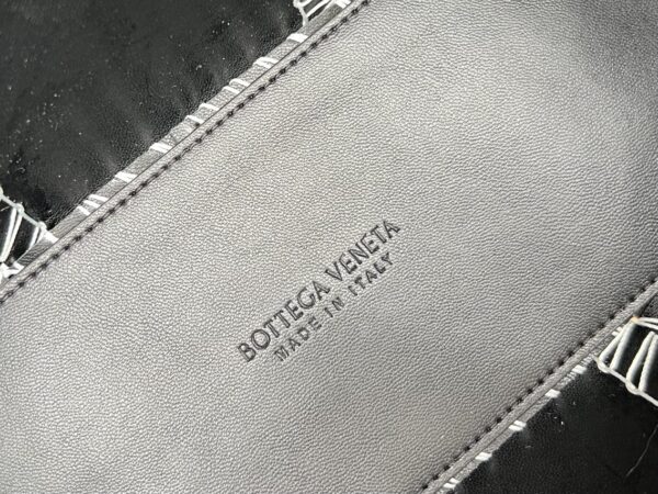 BOTTEGA VENETA   Arco Tote