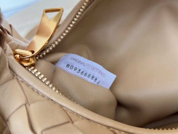 BOTTEGA VENETA BV Mini Jodie