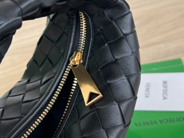 BOTTEGA VENETA BV Mini Jodie
