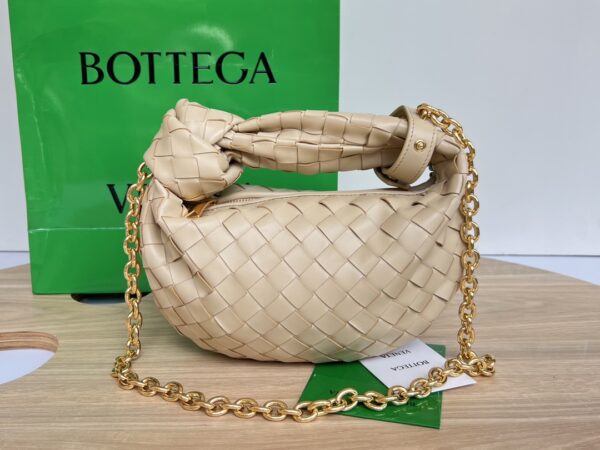 BOTTEGA VENETA BV Mini Jodie