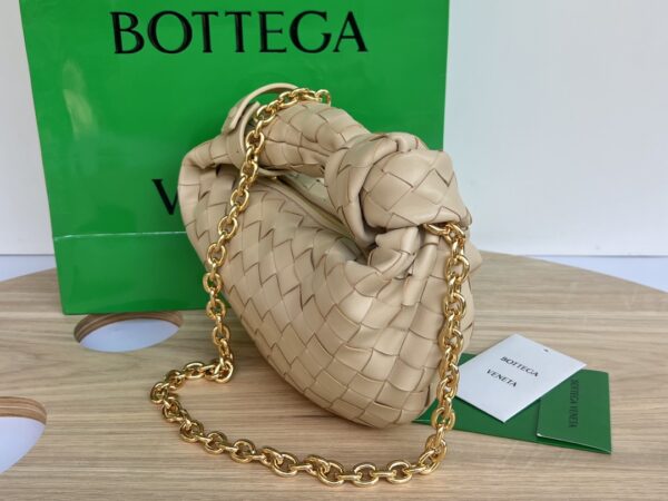 BOTTEGA VENETA BV Mini Jodie