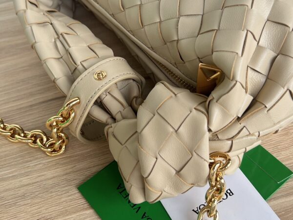 BOTTEGA VENETA BV Mini Jodie