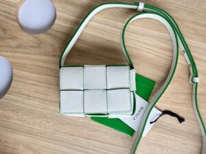 BOTTEGA VENETA BV Candy Cassette