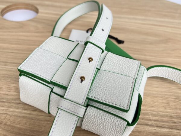 BOTTEGA VENETA BV Candy Cassette