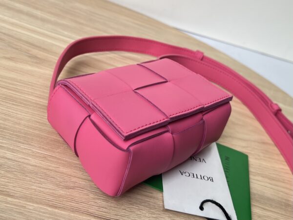 BOTTEGA VENETA BV Candy Cassette