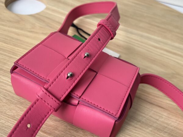 BOTTEGA VENETA BV Candy Cassette