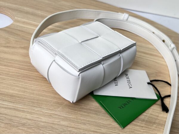 BOTTEGA VENETA BV Candy Cassette