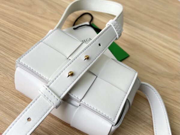 BOTTEGA VENETA BV Candy Cassette
