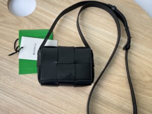 BOTTEGA VENETA BV Candy Cassette