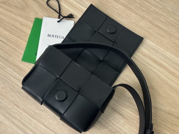 BOTTEGA VENETA BV Candy Cassette
