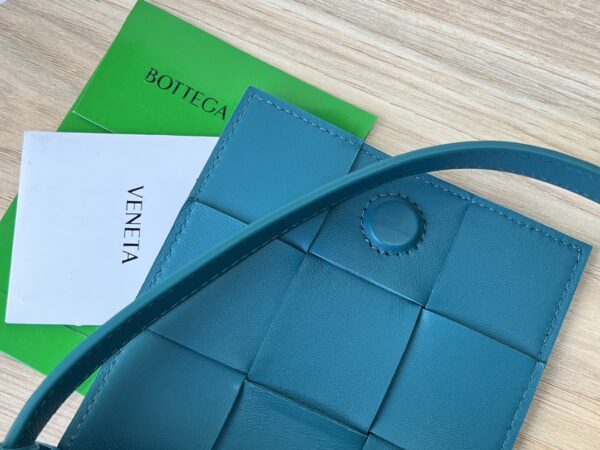 BOTTEGA VENETA BV Candy Cassette