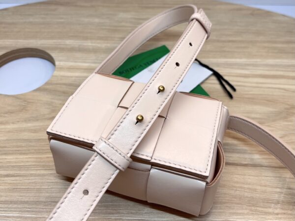 BOTTEGA VENETA BV Candy Cassette