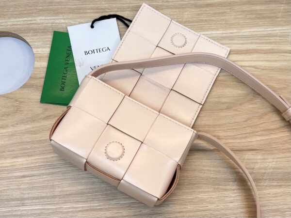 BOTTEGA VENETA BV Candy Cassette
