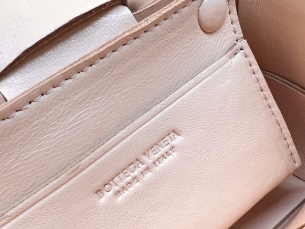 BOTTEGA VENETA BV Candy Cassette