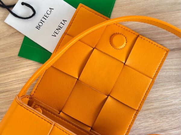 BOTTEGA VENETA BV Candy Cassette