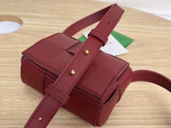 BOTTEGA VENETA BV Candy Cassette