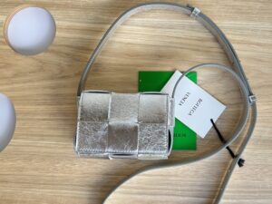 BOTTEGA VENETA BV Candy Cassette