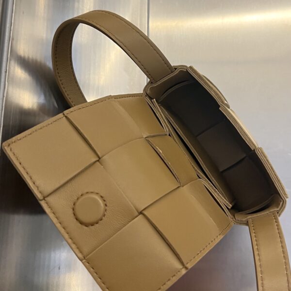 BOTTEGA VENETA BV Candy Cassette