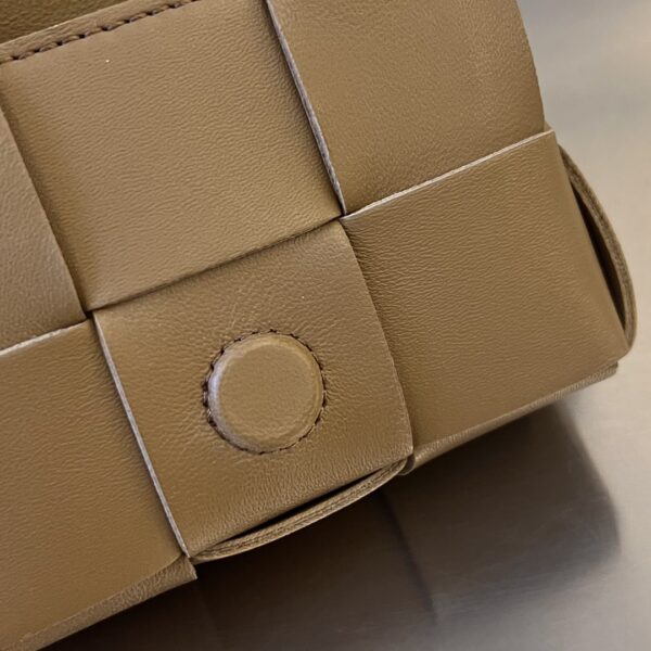 BOTTEGA VENETA BV Candy Cassette