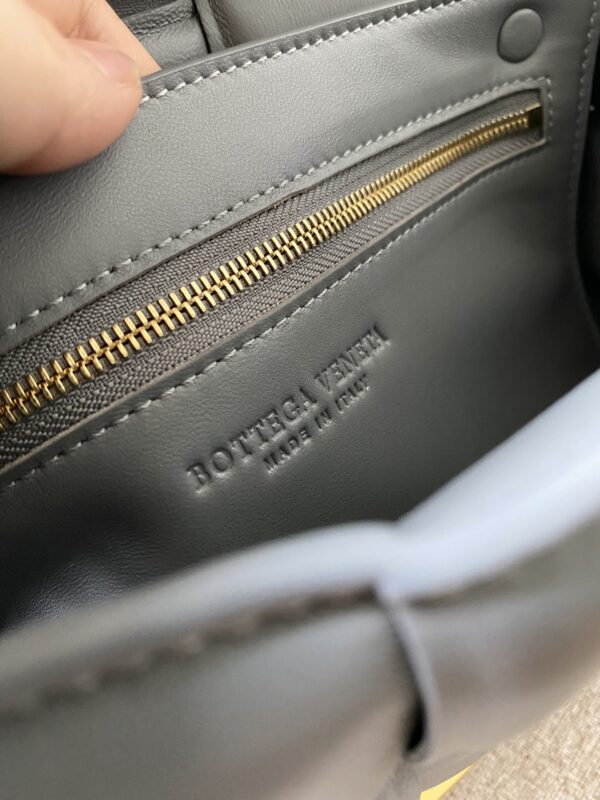 Bottega Veneta Padded Cassette