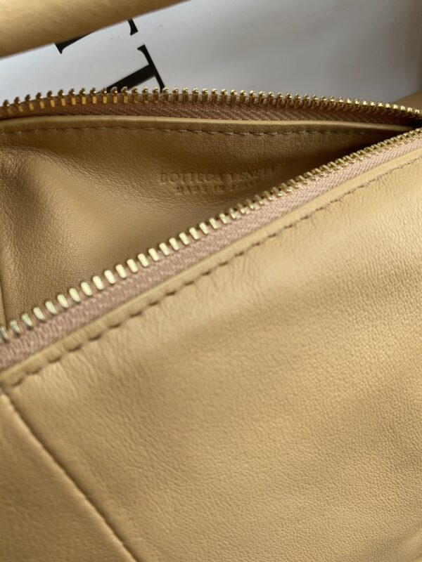 Bottega Veneta Double Knot Top Handle