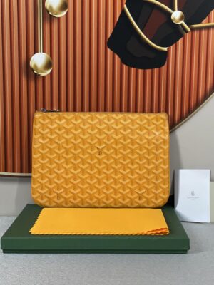Goyard Sénat MM Pouch