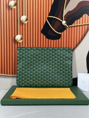Goyard Sénat MGM Pouch
