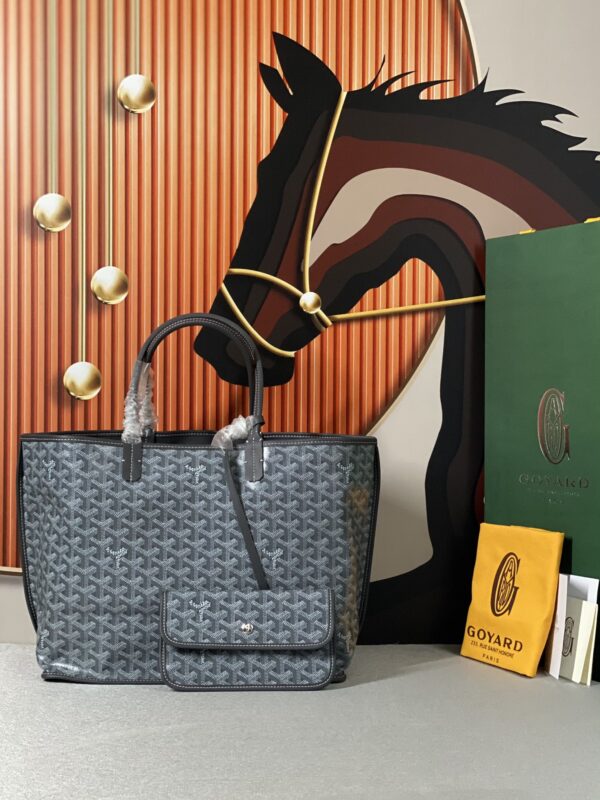 Goyard Anjou PM Bag