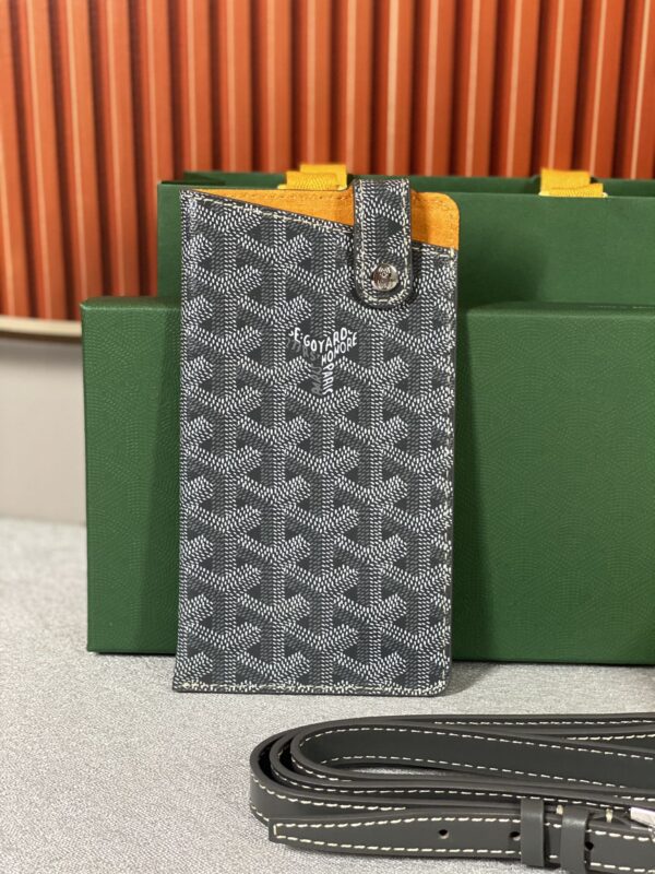 Goyard Montmartre GM Case