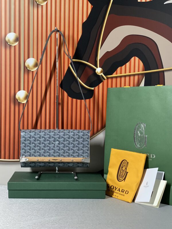 Goyard Monte-Carlo PM Clutch