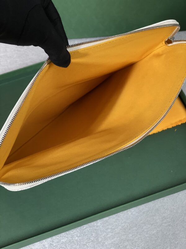 Goyard Sainte-Marie MM Clutch