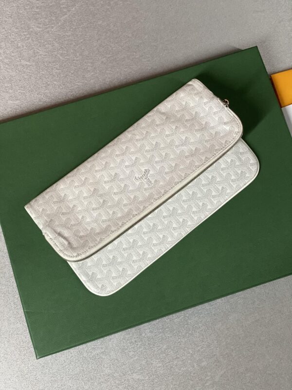 Goyard Sainte-Marie MM Clutch