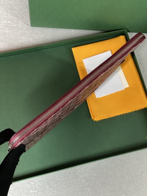 Goyard Sainte-Marie MM Clutch