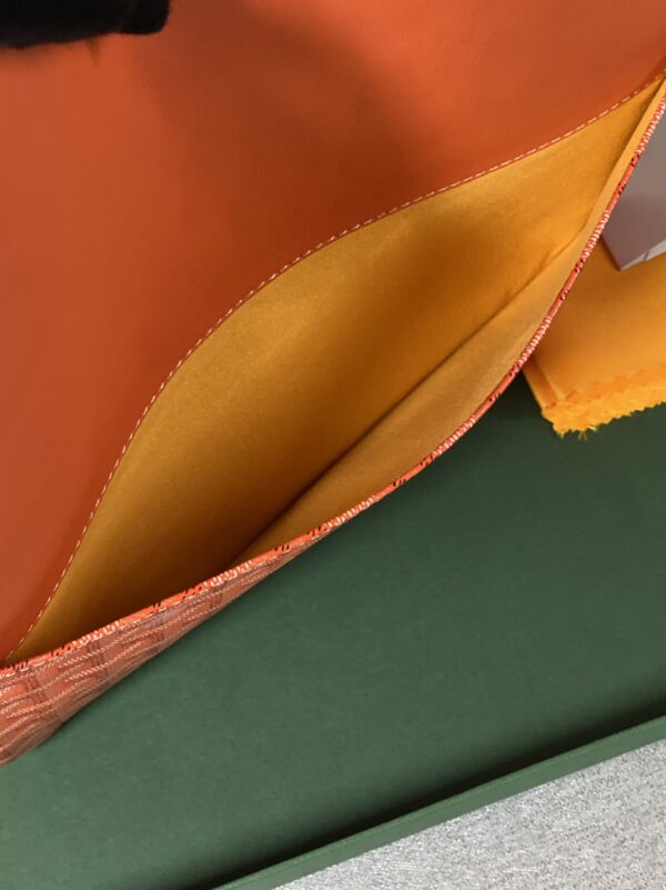 Goyard Sainte-Marie MM Clutch