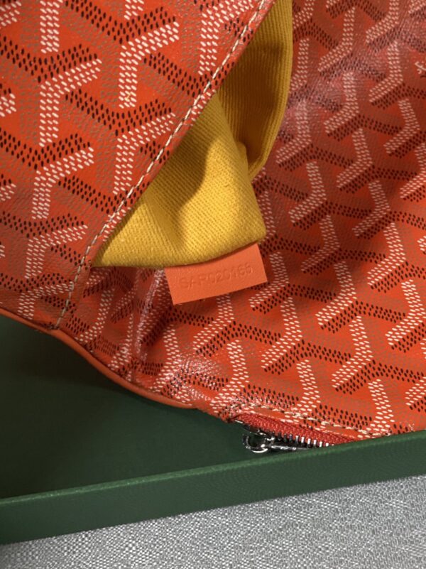 Goyard Sainte-Marie MM Clutch