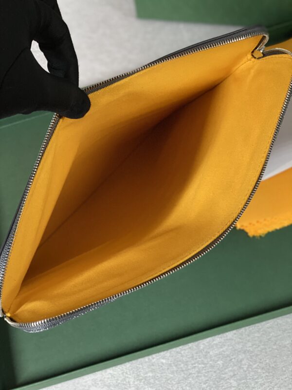 Goyard Sainte-Marie MM Clutch