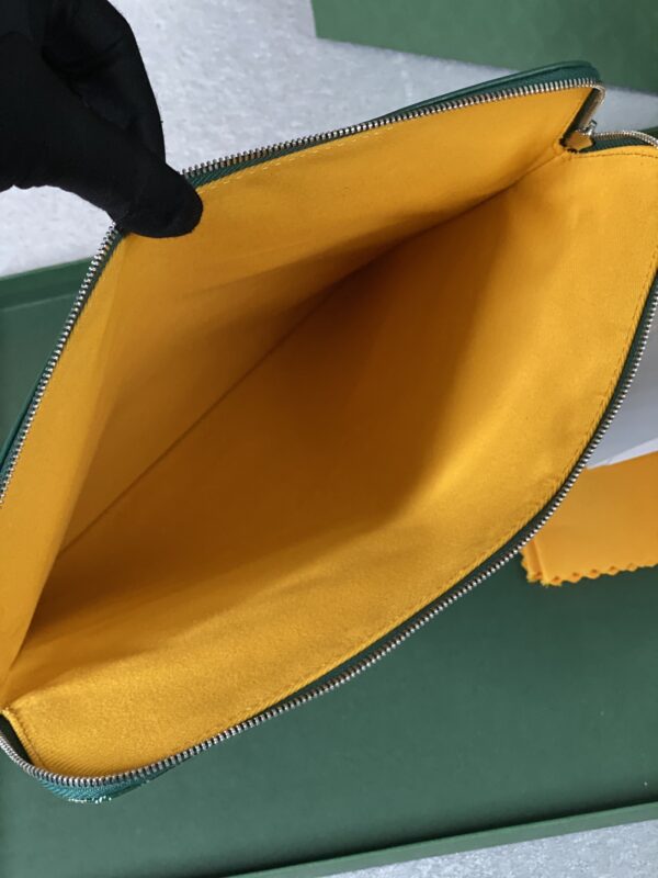 Goyard Sainte-Marie MM Clutch