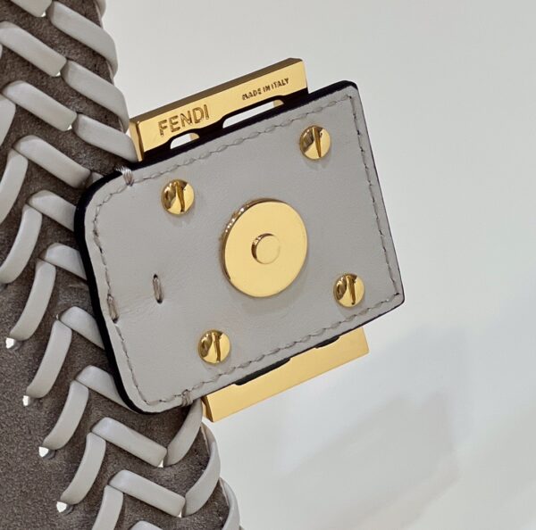 FENDI BAGUETTE