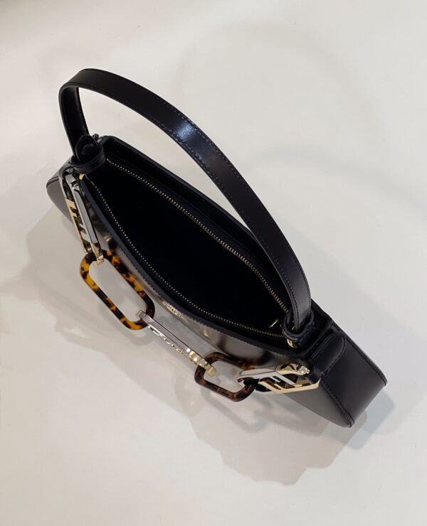 FENDI O’LOCK