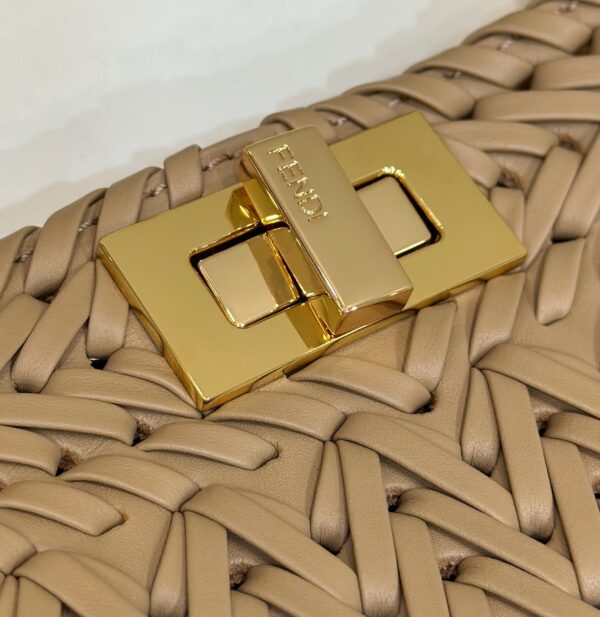 Fendi Peekaboo ISeeU Small
