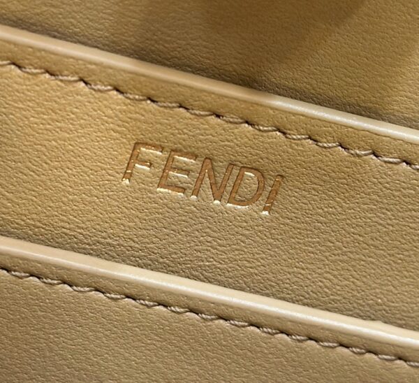Fendi Peekaboo ISeeU Small