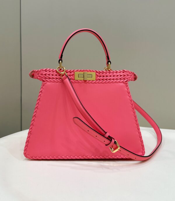 Fendi Peekaboo ISeeU Medium