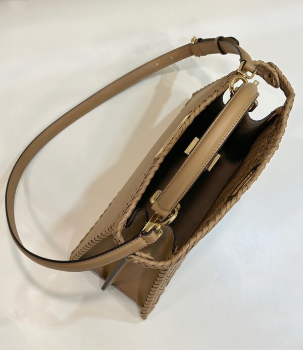 Fendi Peekaboo ISeeU Medium