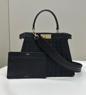 Fendi Peekaboo ISeeU Medium