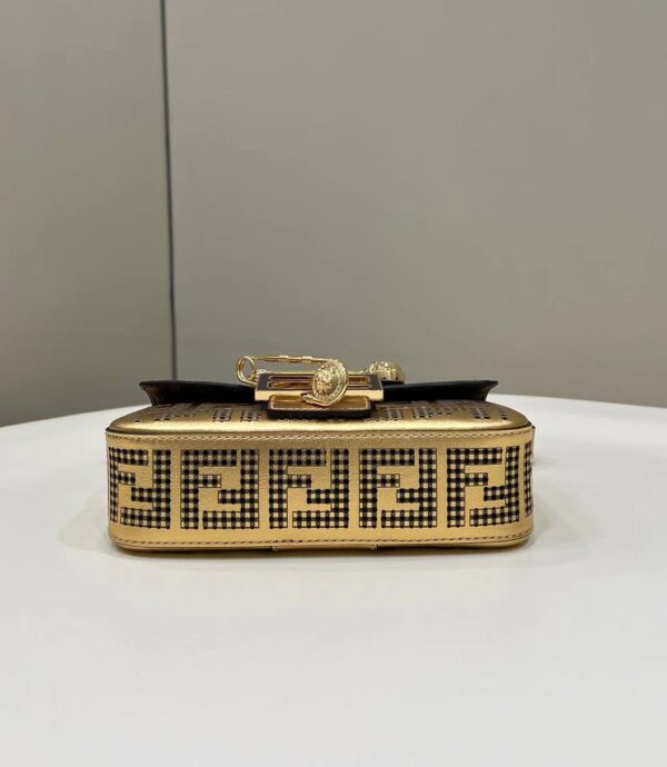 Fendi & Versace Bagutte