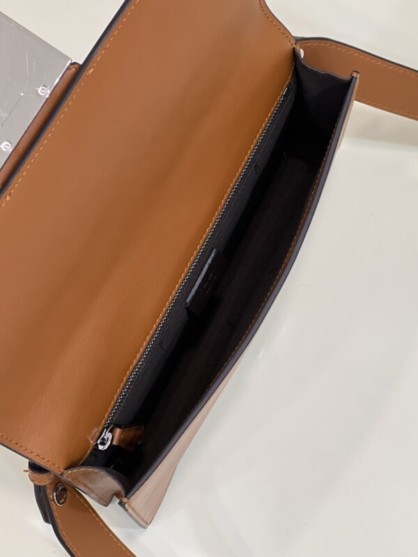 Fendi Baguette