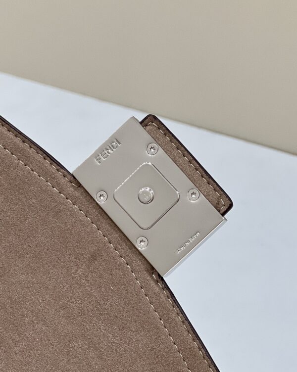 FENDI Baguette BAG