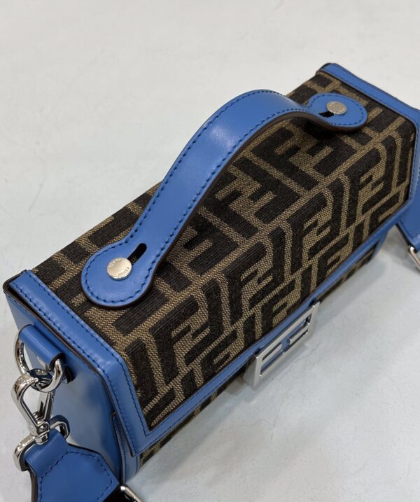FENDI Baguette BAG