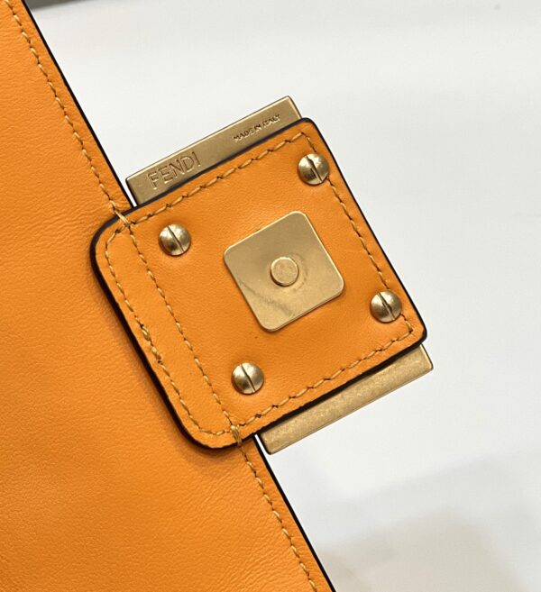 Fendi Baguette Mini