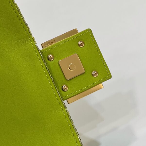 FENDI Baguette